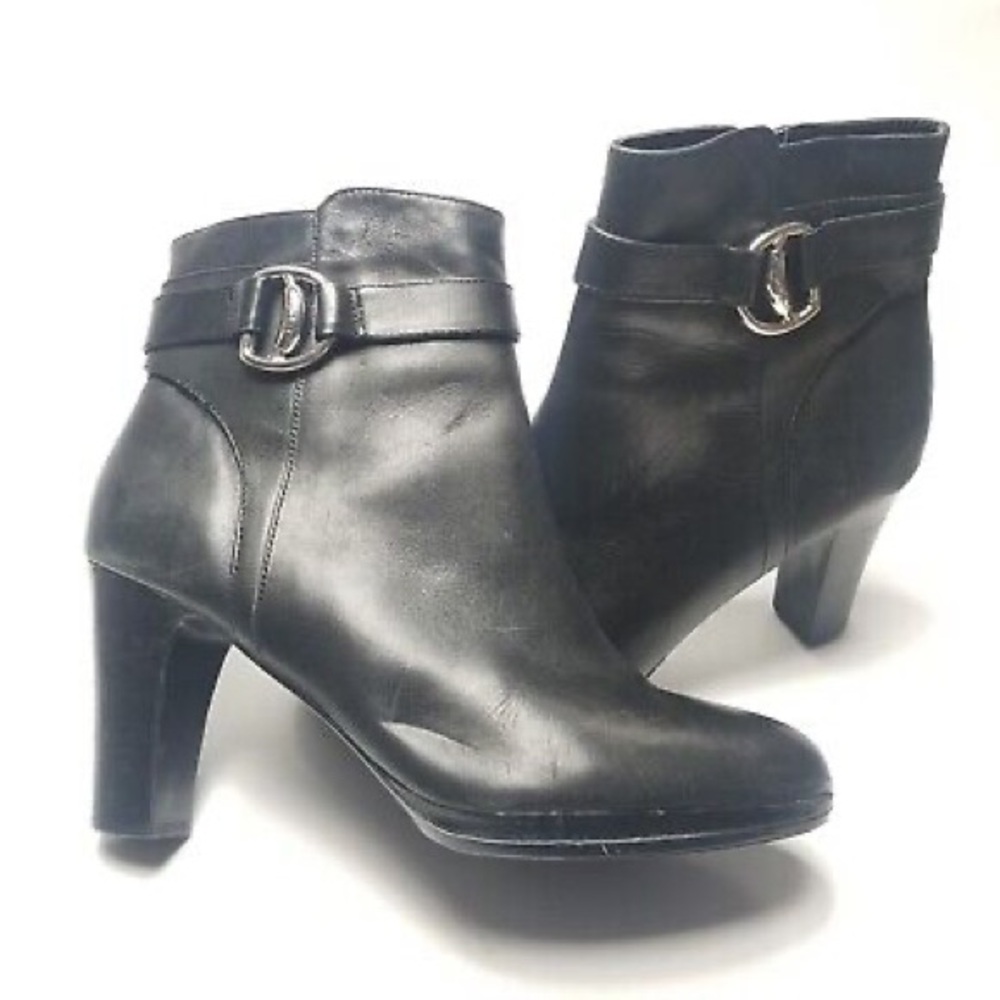 Lauren Ralph Lauren Black Leather Mandy Booties size 7.5 Leather Boots